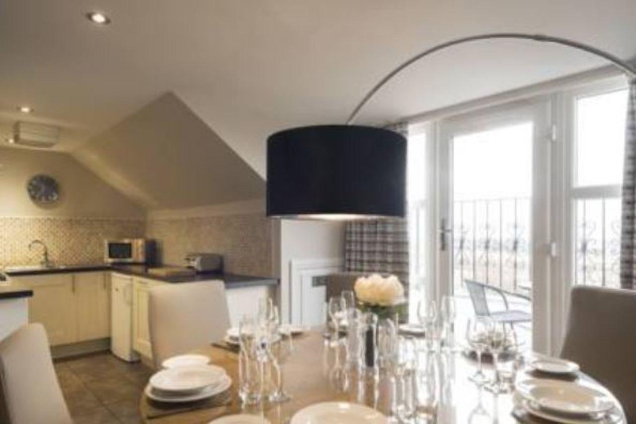 Fountain Court Apartments - Royal Garden Edinburgh Ngoại thất bức ảnh