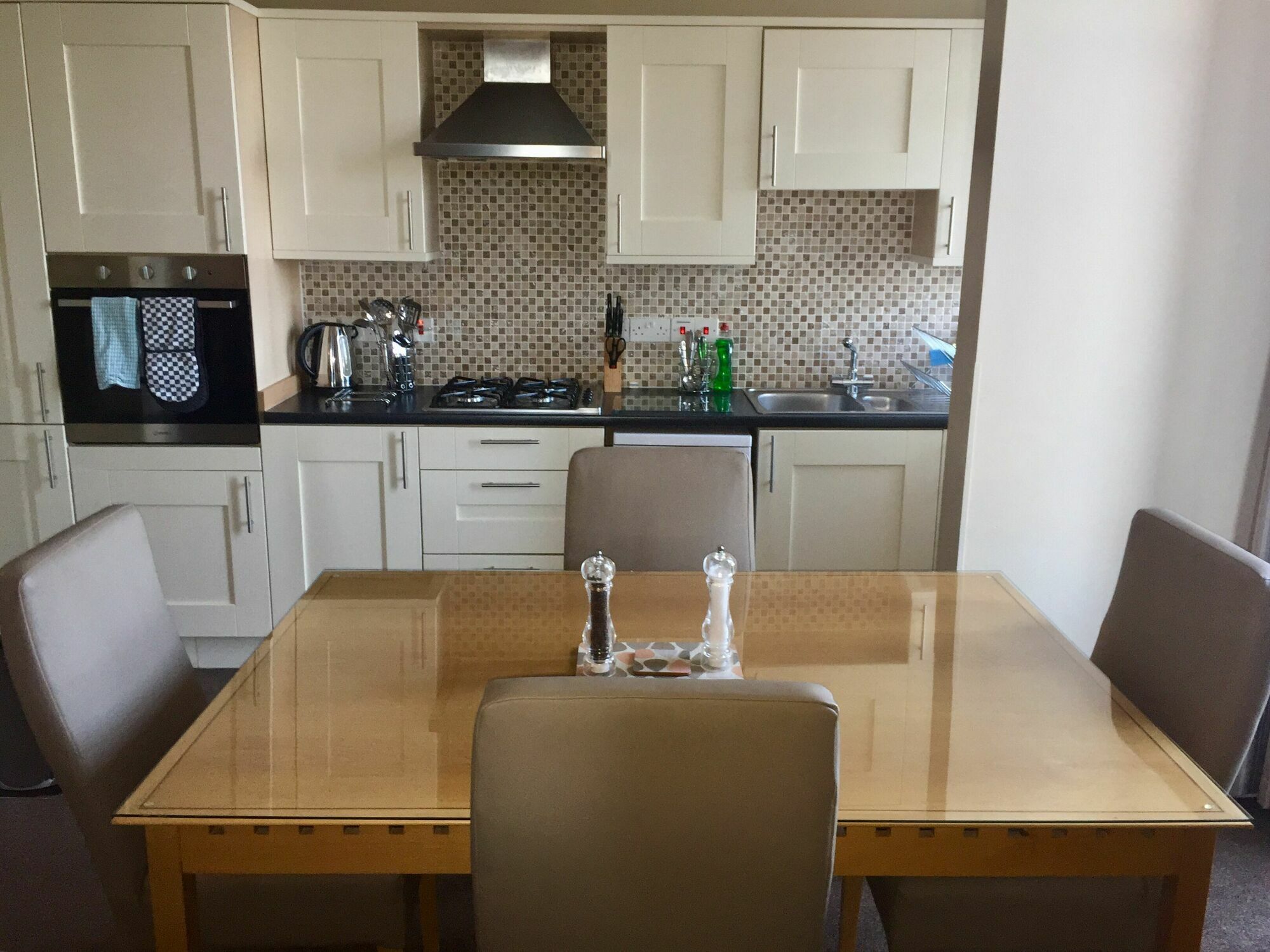 Fountain Court Apartments - Royal Garden Edinburgh Nội địa bức ảnh